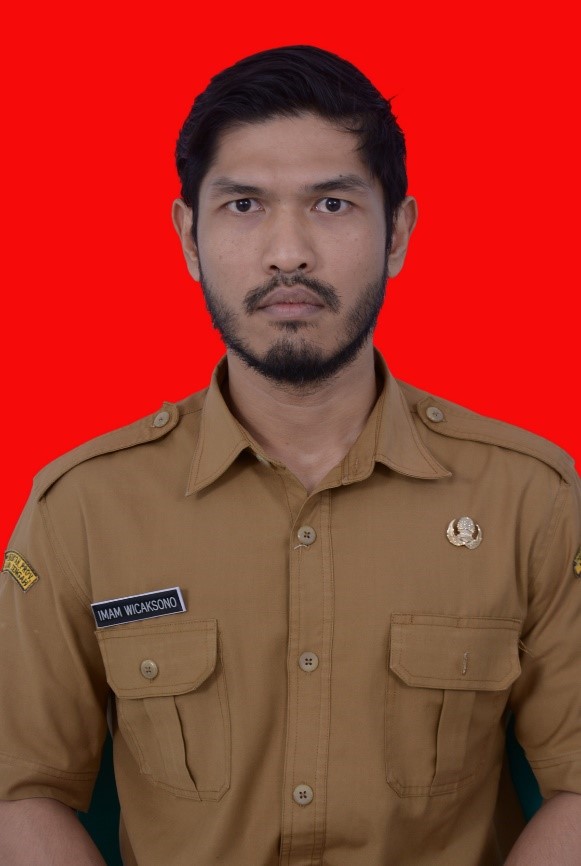 Foto drg. IMAM WICAKSONO