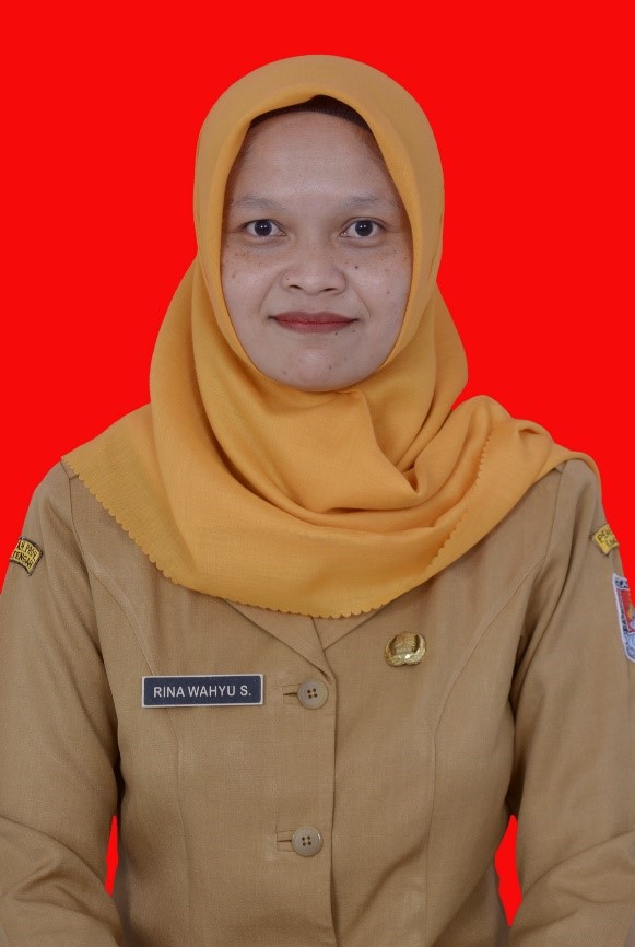 Foto RINA WAHYU SETIANINGSIH, A.Md.Keb.